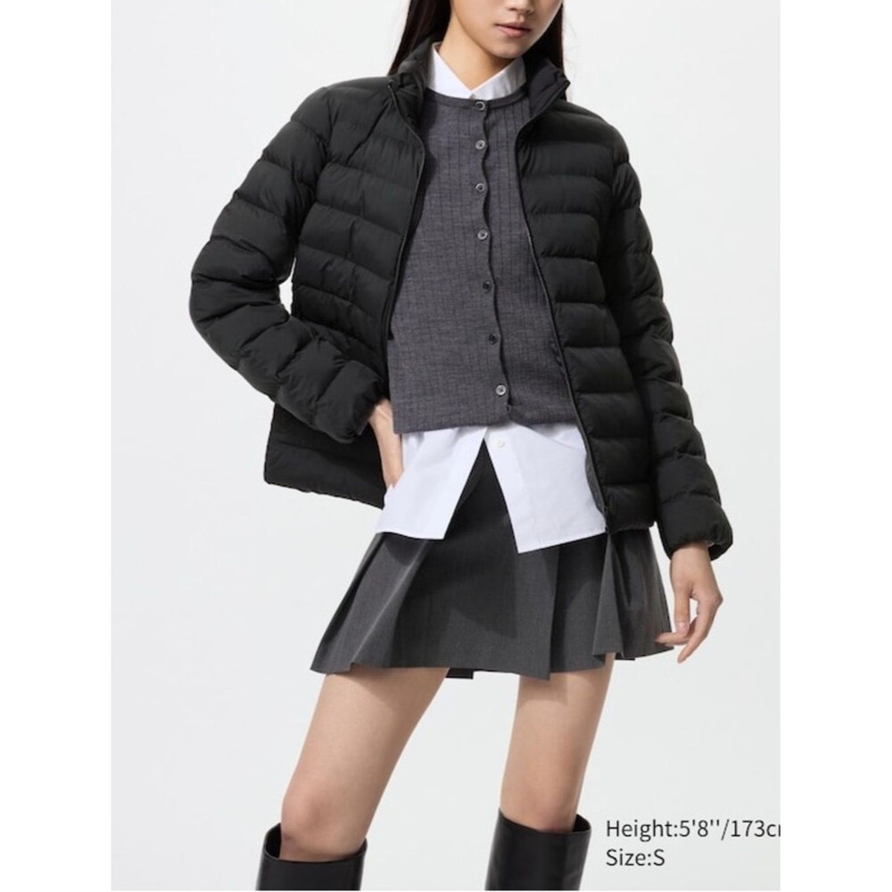 Uniqlo Ultra Women's Black Light Down Puffer Jacket Sz S Packable